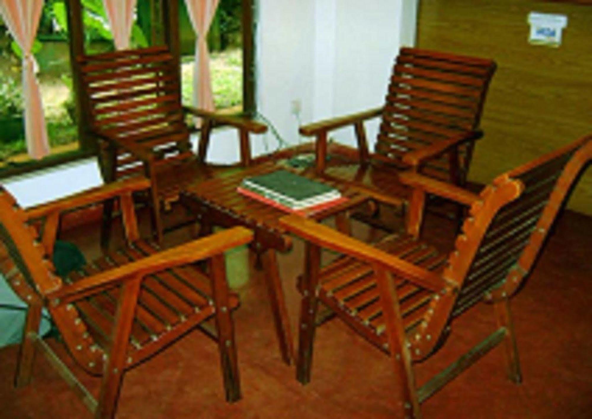 Palm Garden Home Stay Deiyannewela Exteriör bild